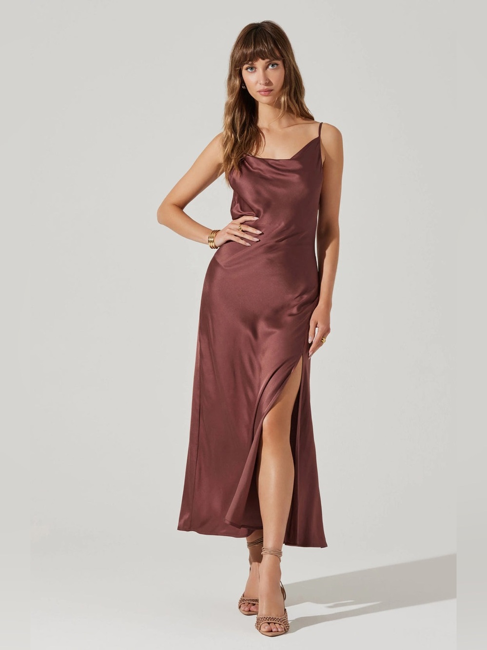 ASTR The Label Glynis Dress in Burgundy